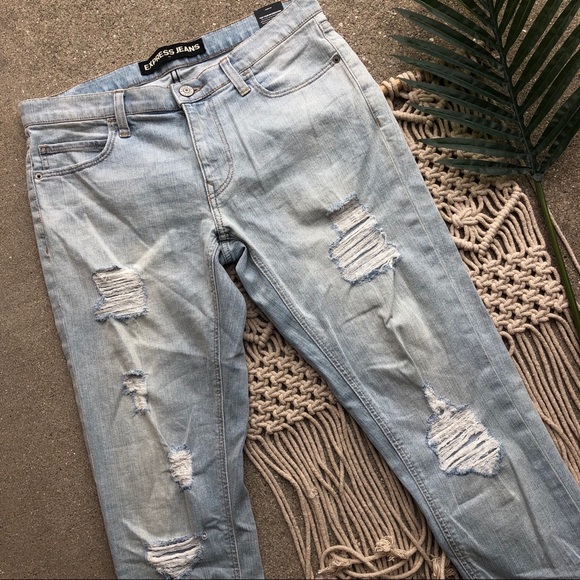 New Express Distressed Jeans Size 6 - Girlfriend - Picture 3 of 5